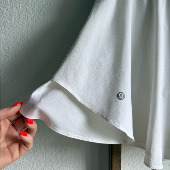 Lululemon Court Revival High Waist Skort in White Sz: 4 - Picture 9 of 10